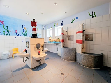 Campingplatz: Kindersanitär - Camping & Ostseeferienpark Walkyrien