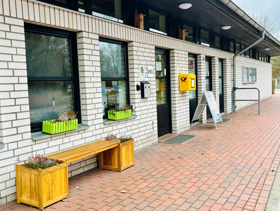 Campingplatz: Rezeption KNAUS Campingpark Hamburg**** - KNAUS Campingpark Hamburg****