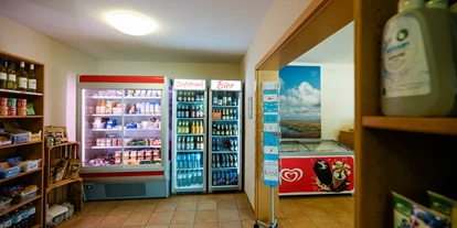 Campingplätze - Geschirrspülbecken - Mini-Markt - Nordseecamping zum Seehund Nordseecamping