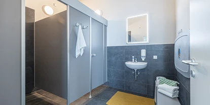 Campingplätze - Geschirrspülbecken - Mietbad - Ostseecamping Gut Oehe