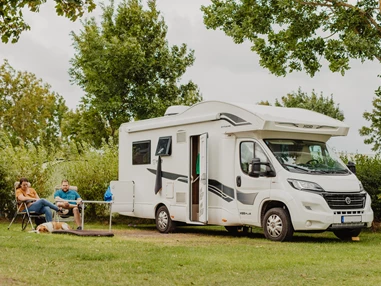 Campingplatz: Wohnmobil Stellplatz - Strandcamping Wallnau