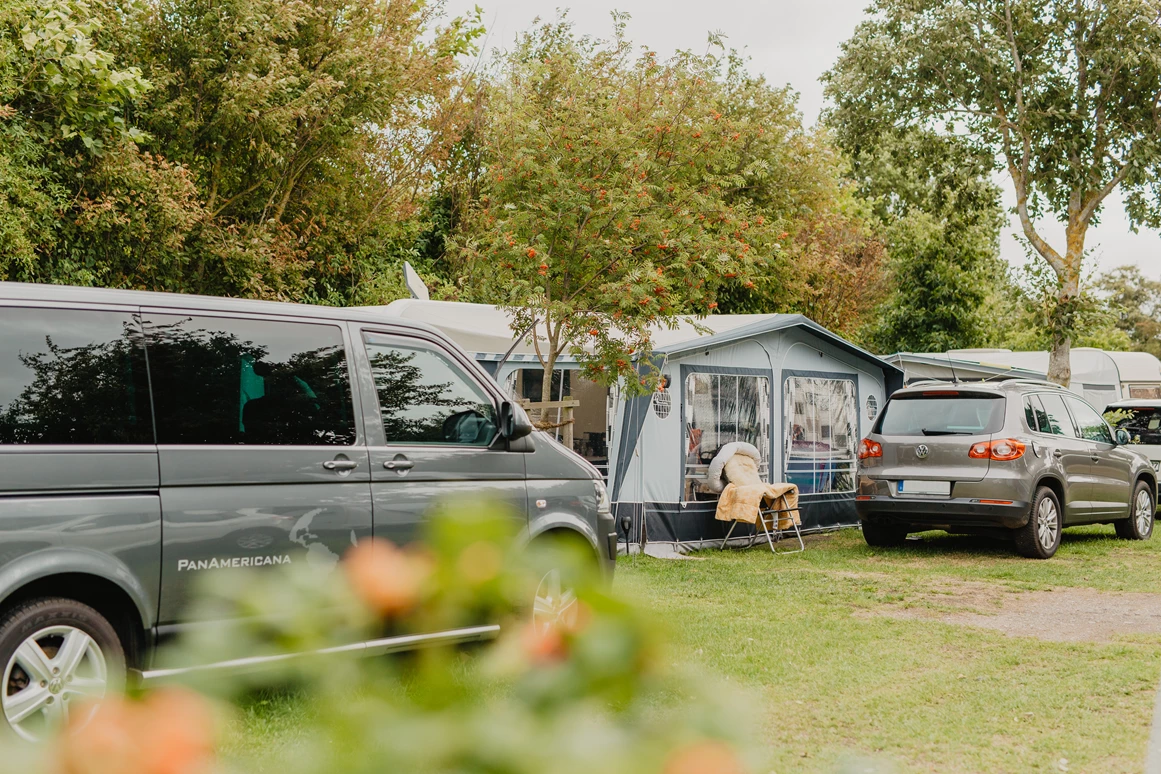 Campingplatz: Stellplatz - Strandcamping Wallnau